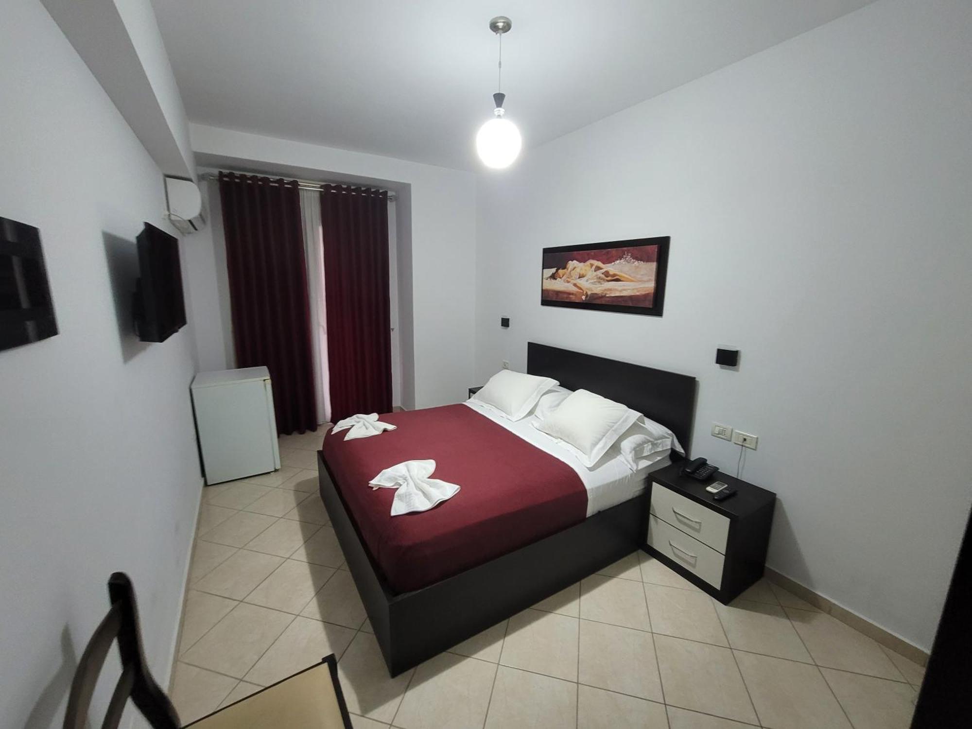 Haris Hotel Vlorë Eksteriør bilde