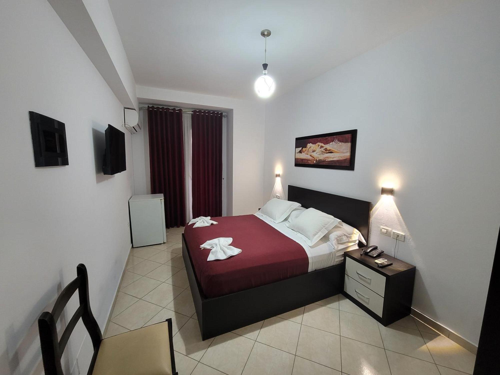 Haris Hotel Vlorë Eksteriør bilde