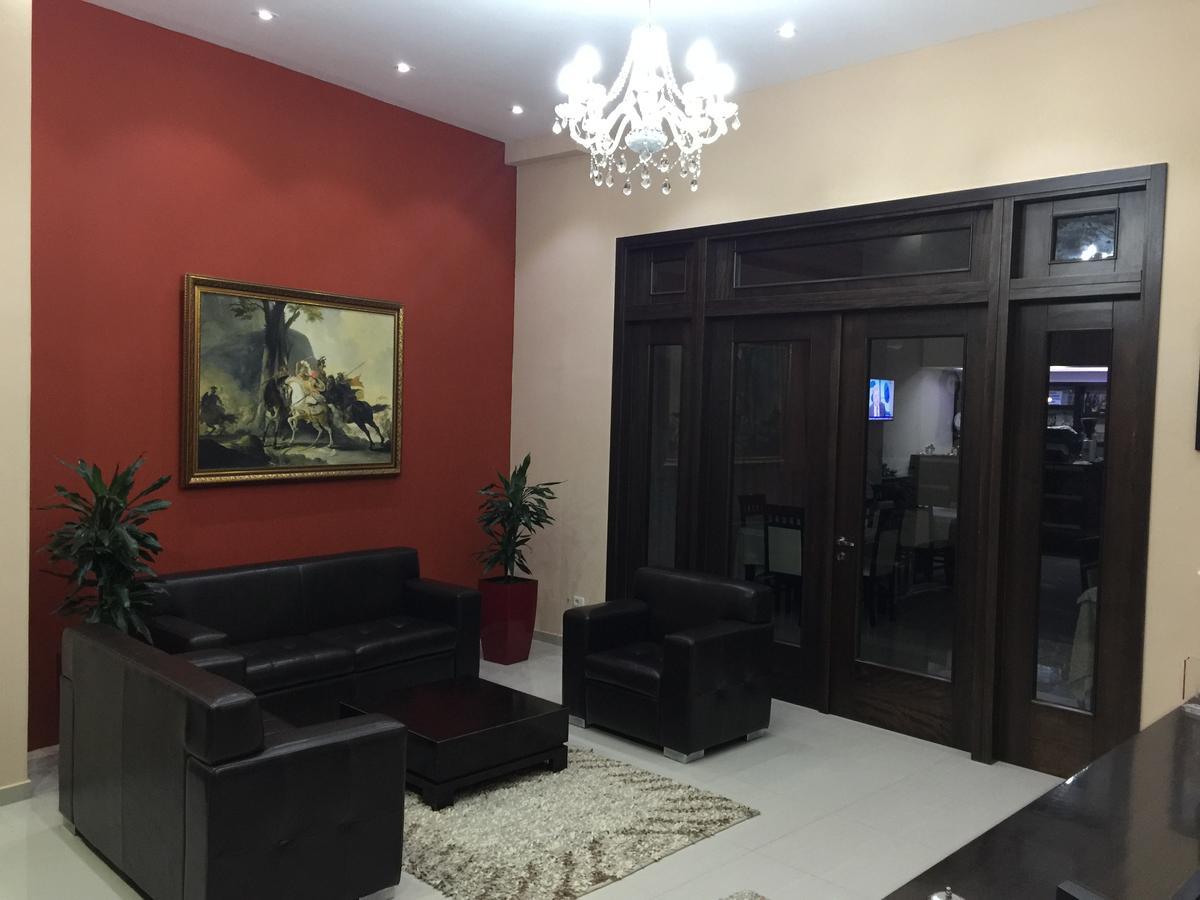 Haris Hotel Vlorë Eksteriør bilde