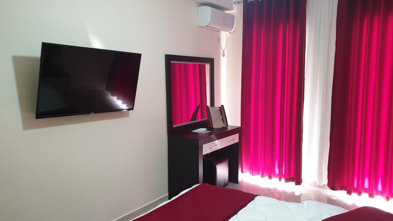 Haris Hotel Vlorë Eksteriør bilde